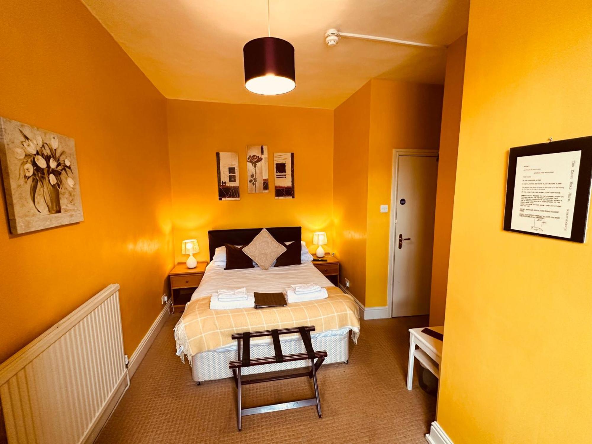 Kings Head Hotel Kirkbymoorside Bagian luar foto